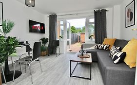 Dashing 2Bed Haven - Near Coventry Centre, Free Parking